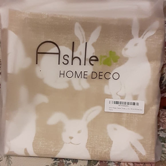 Bunny Rabbit Pillow Covers Set of 4 - Picture 1 of 11